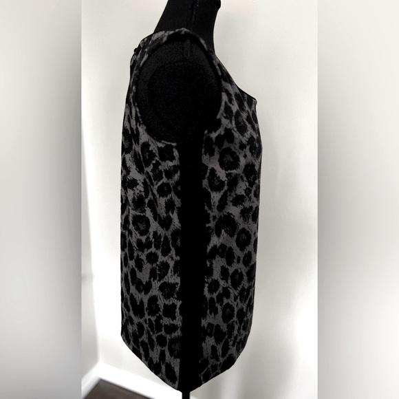 Ricki’s Sleeveless Leopard Print Top - Picture 3 of 5